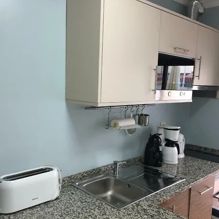 利雅公寓